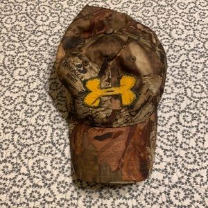 Under Armour camp hat